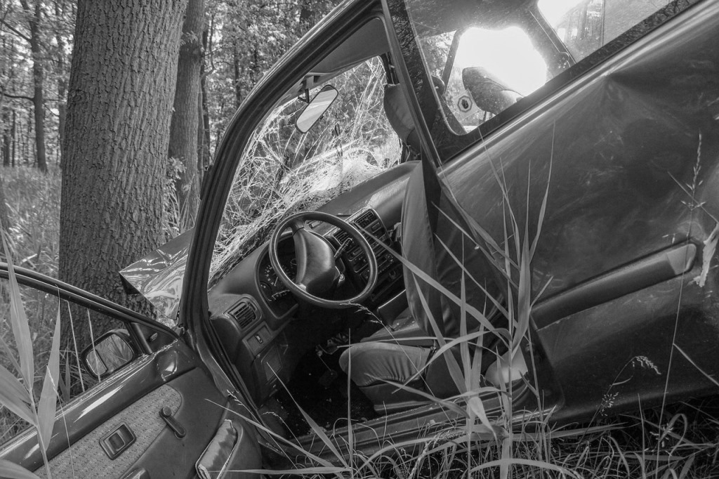 persecución penal abandono lugar accidente